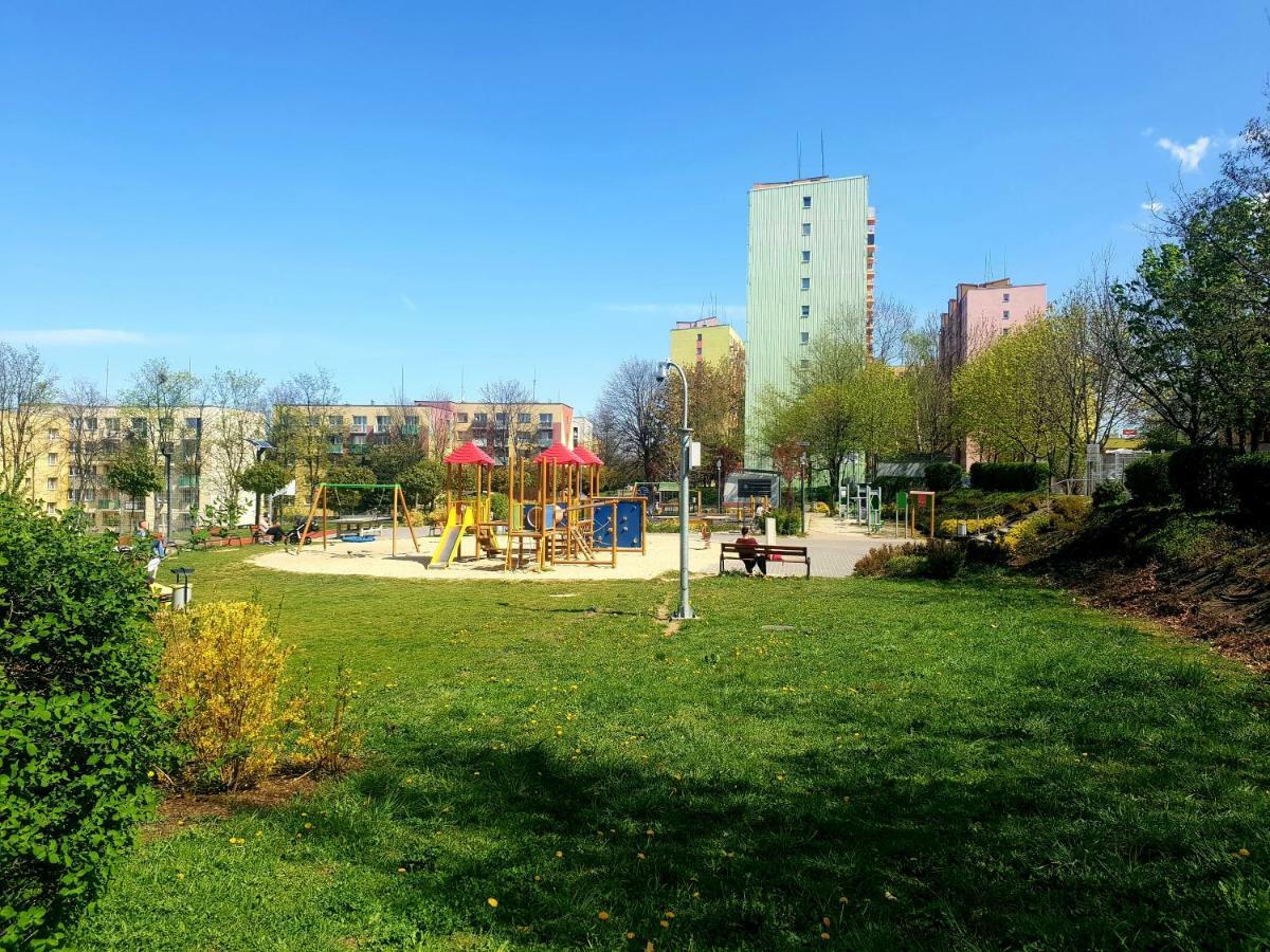 Apartament 瓦乌布日赫 外观 照片